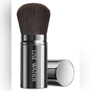 Lise Watier Retractable Kabuki Brush